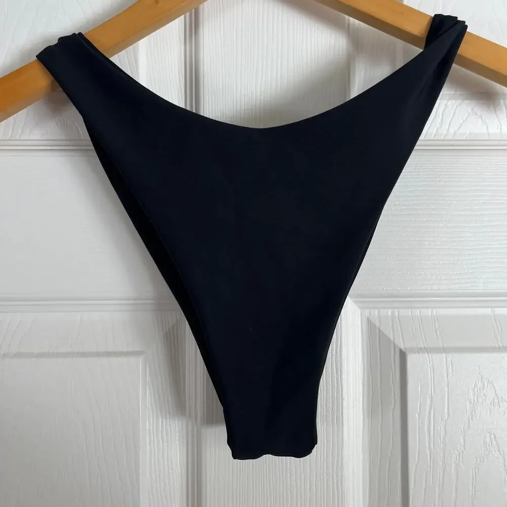 Skatie• ‘Suzanne’ Bikini Bottoms in Black - Picture 2 of 12